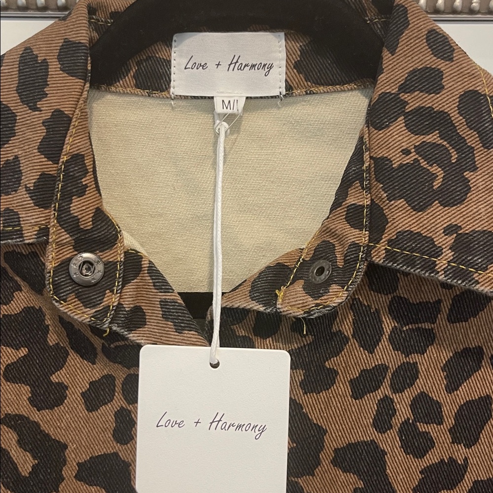 Leopard Print Button-Up Denim Jacket Size Medium Large - Picture 7 of 13